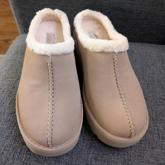 UGG New Heights Cozy Clog Driftwood Shoes - Women's - Picture 3 of 8